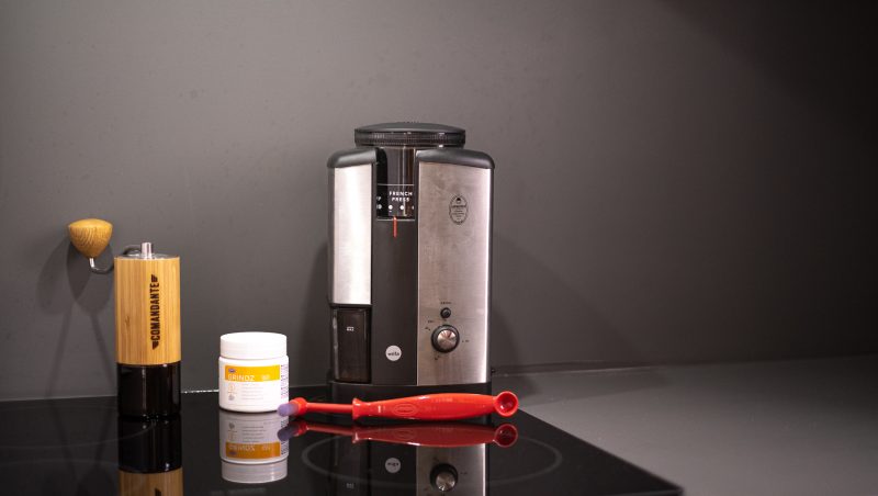 How to clean a coffee grinder? - Blog Coffeedesk.com