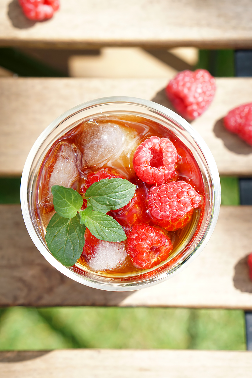 Cold brew with raspberries and mint