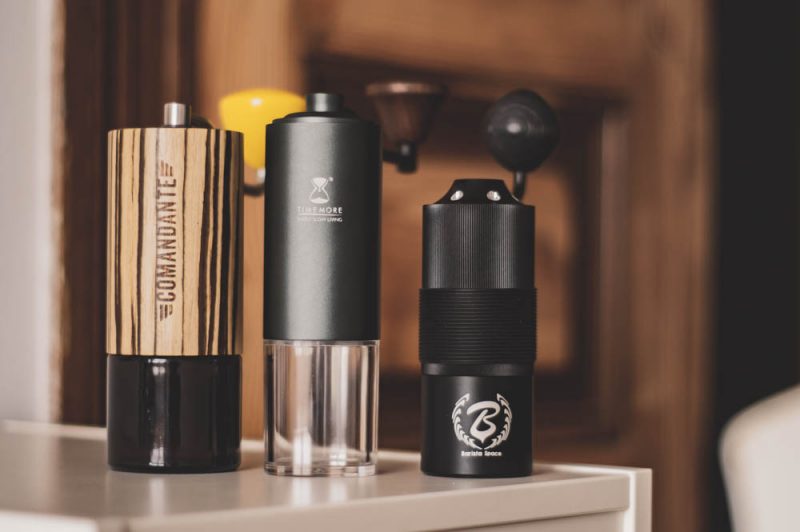 Grinder comparison: Comandante, Timemore Chestnut and Barista Space
