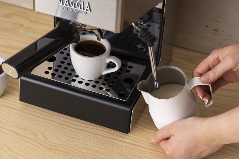 milk frothing in gaggia espresso machine