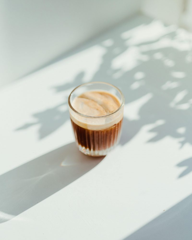Spanish-Style Coffee: Cortado, Café con Hielo, Café Bombon – What Are They and How to Make Them?